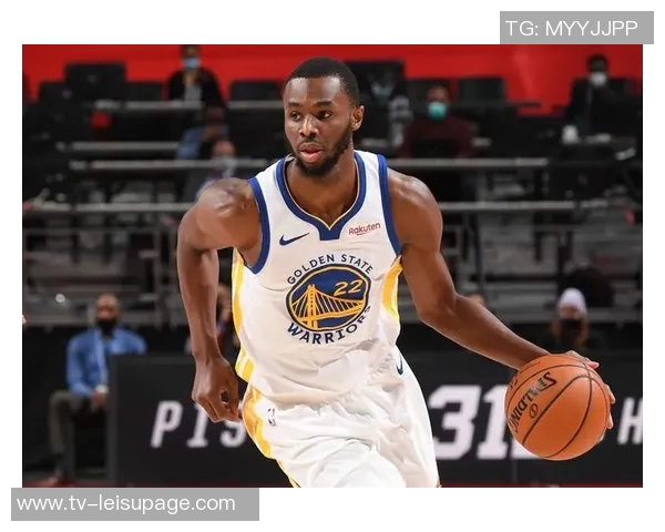 维金斯上半场表现抢眼10投7中三分球4投3中贡献17分4篮板助力球队奋战